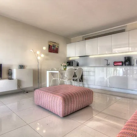 Superior 2 Bedrooms - Terrace - Grand - 5m102 شقة *